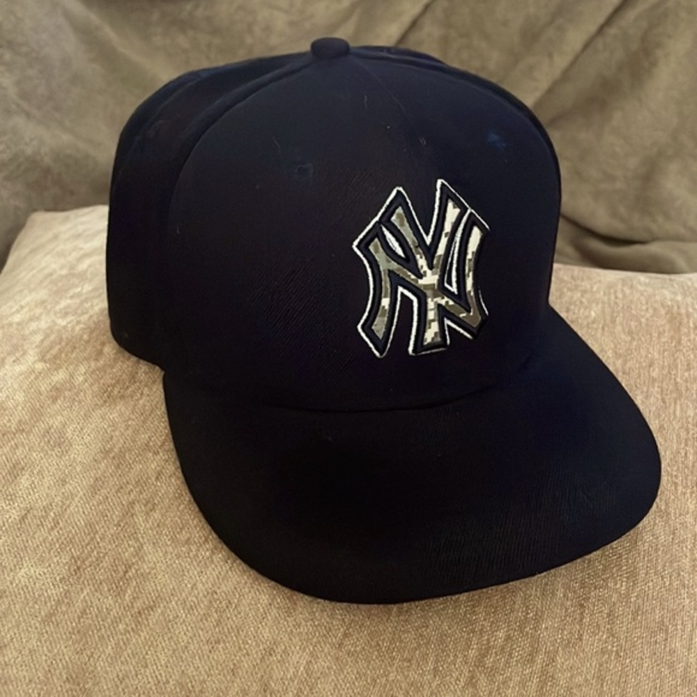 New Era 59Fifty New York Yankees black W/ Block Camouflage logo - MLB Fitted Hat